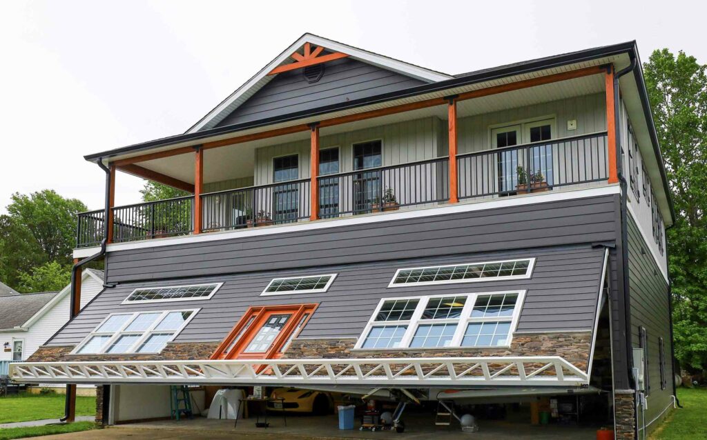 Hydraulic door Hangar retrofit