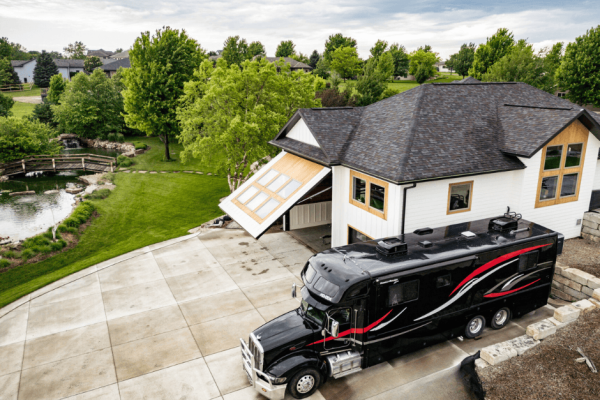 Rock Valley, Iowa Garage