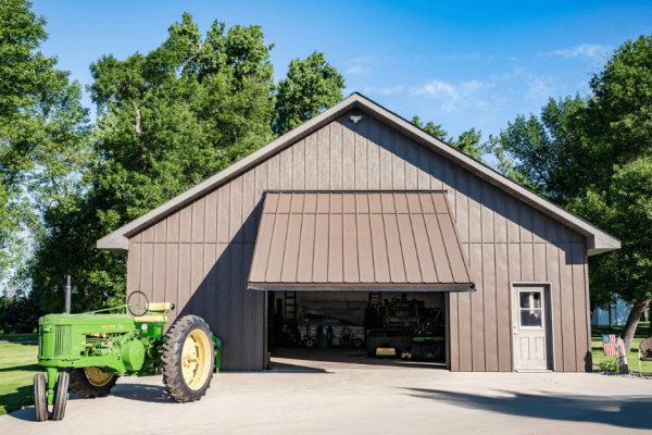 Farm Fresh Access: The 14'x14' PowerLift Door for Your Hobby Haven!
