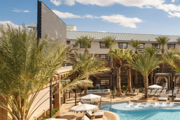 powerlift-doors-flip-up-digital-screen-silverton-casino