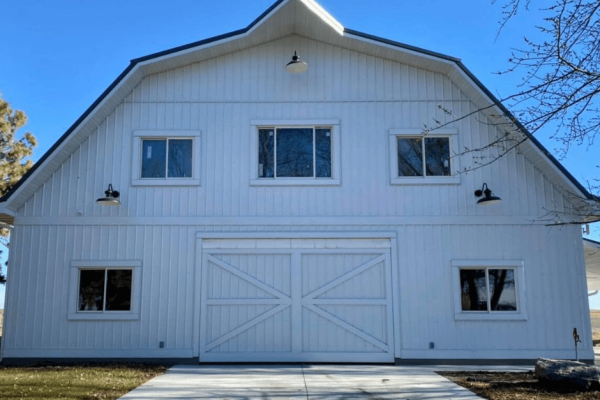 "Barndominium Bliss: Wide Open Living with a 16'x12' PowerLift Door!"