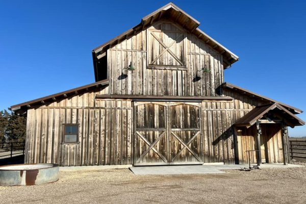 Wooden Hydraulic Barn Doors