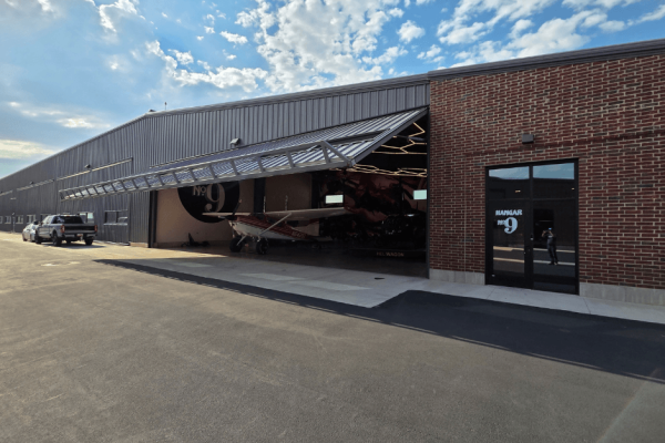 Hangar 9-GMAC