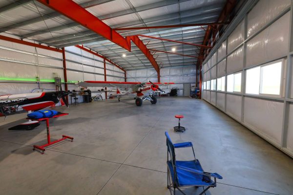 Airpark hangar Sukup bldg w 50' x 16' CO post PS reduced for website (36)