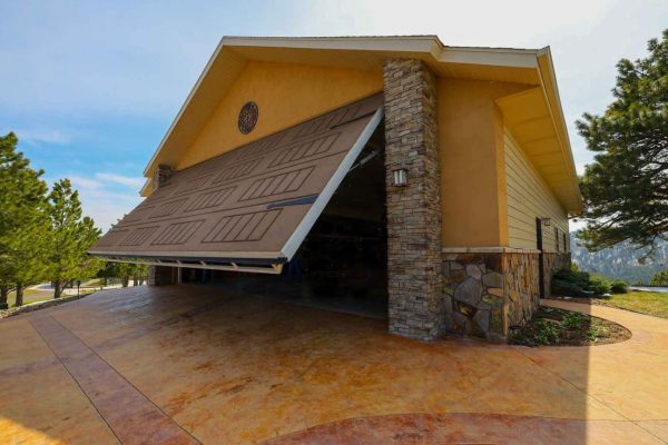 Drivit raised panel shop door SD post PS reduced for website (8)