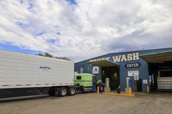 Truck wash w 4 - 14' x 14' PLift doors UT post PS resized for website (4B)